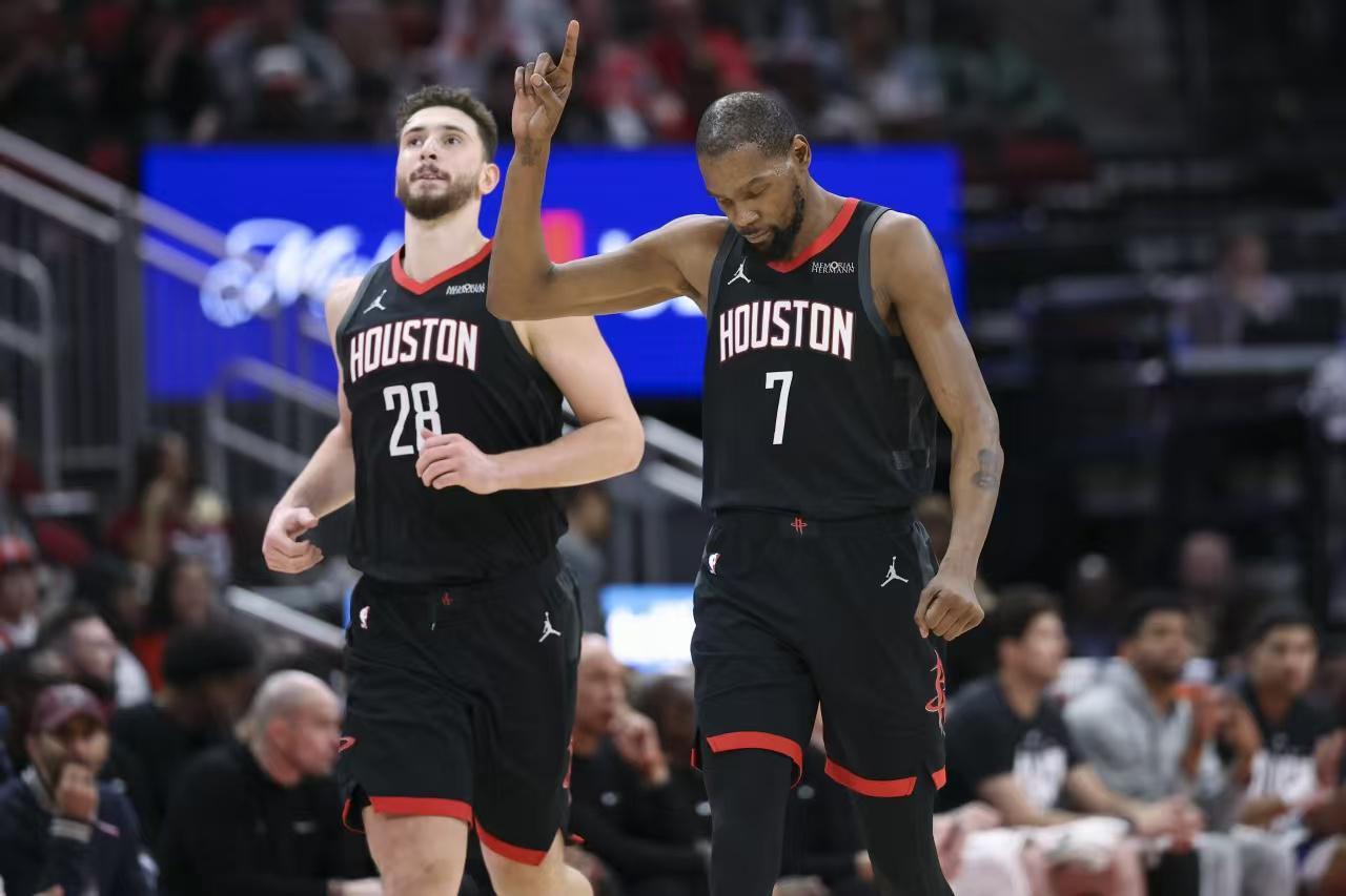 开云中国官方网站-NBA西部最新排名！三队争第三，湖人2连胜，快船升第九